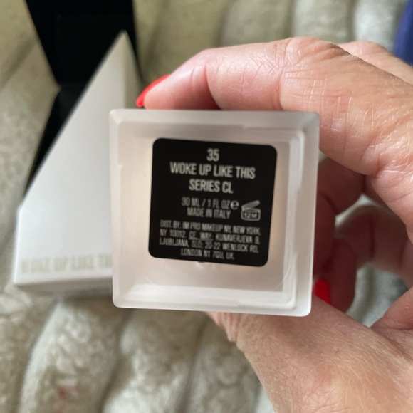 IL MAKIAGE Flawless Base Foundation - #35 - Picture 3 of 3